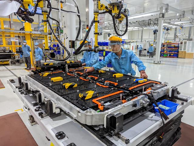 Trên 80% linh kiện một chiếc ô tô sẽ do Việt Nam sản xuất: 2 nhà máy này của VinFast góp công lớn!- Ảnh 6. Trên 80% linh kiện một chiếc ô tô sẽ do Việt Nam sản xuất: 2 nhà máy này của VinFast góp công lớn!- Ảnh 6.